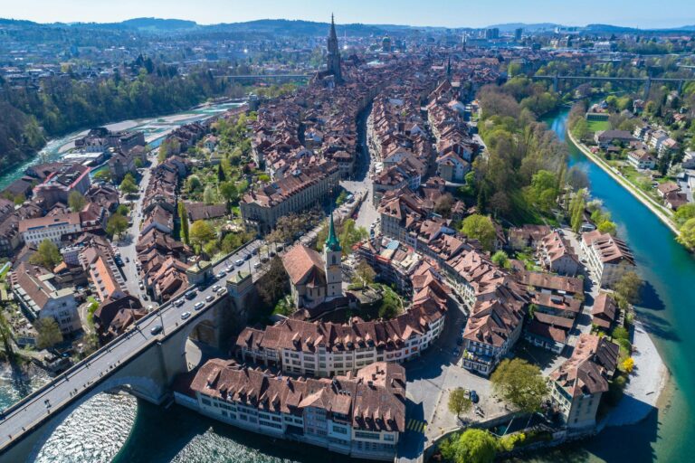 bern aerial view small jpeg header 1037571 768x512